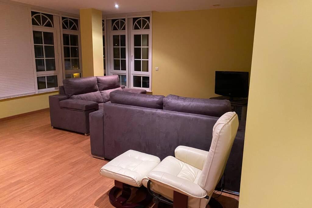 Apartamento De 4 Dormitorios En 卡马里纳斯 外观 照片