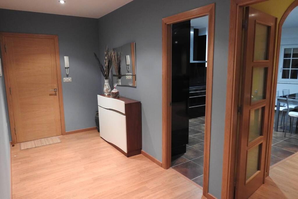 Apartamento De 4 Dormitorios En 卡马里纳斯 外观 照片