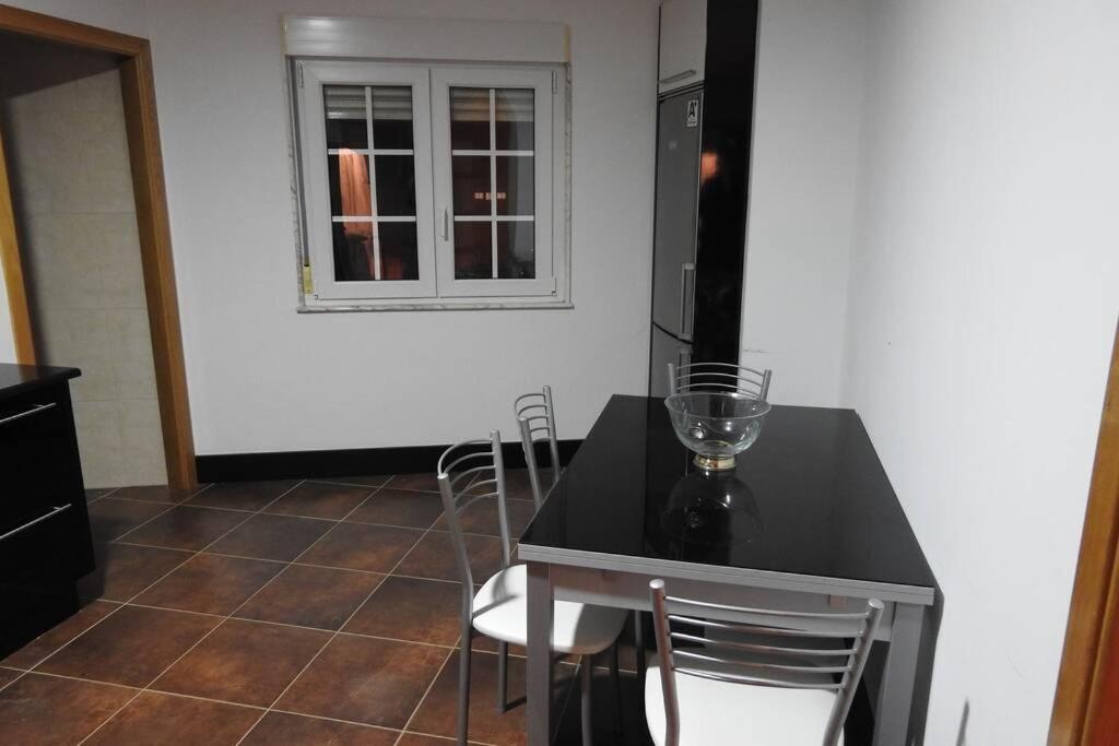 Apartamento De 4 Dormitorios En 卡马里纳斯 外观 照片